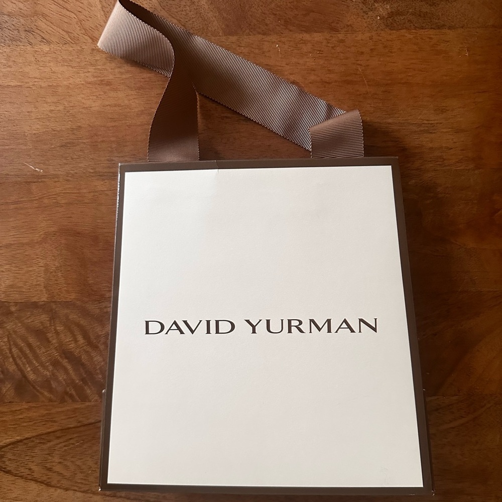 David Yurman Small White shopping bag - 8x8